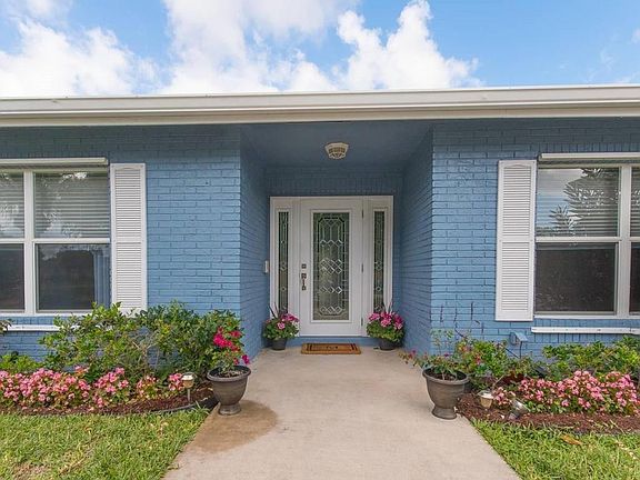 3rd image of 9451 Calliandra Dr