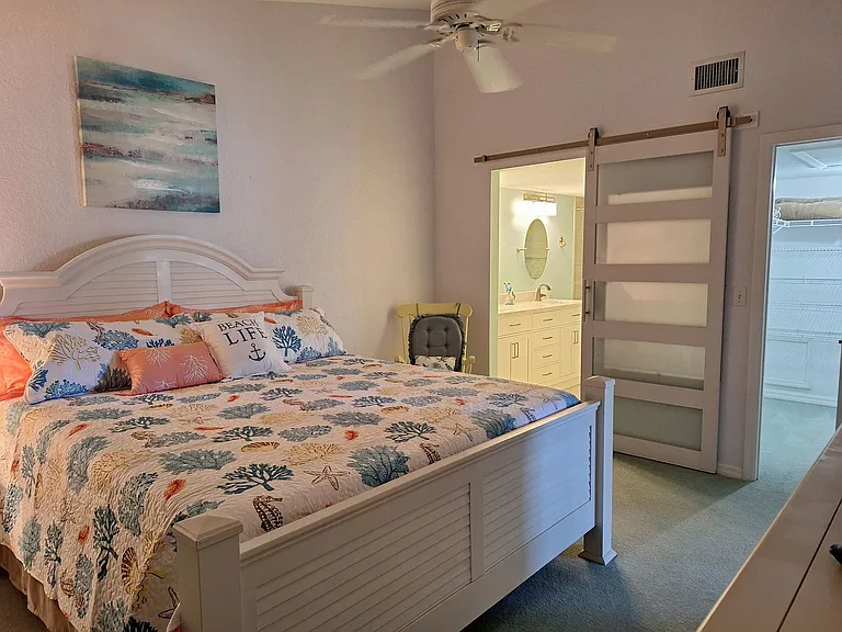 451 Bouchelle Dr #301 — Photo 17