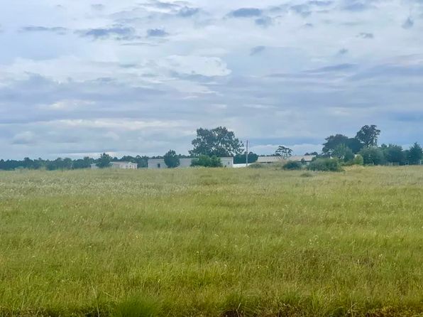 197 Lakeland Rnch, Hillister, TX 77624