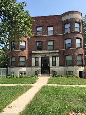 1st image of 5931 S Calumet Ave APT 3