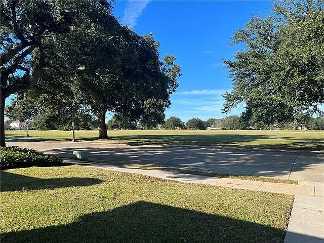 840 Turquoise St — Photo 11