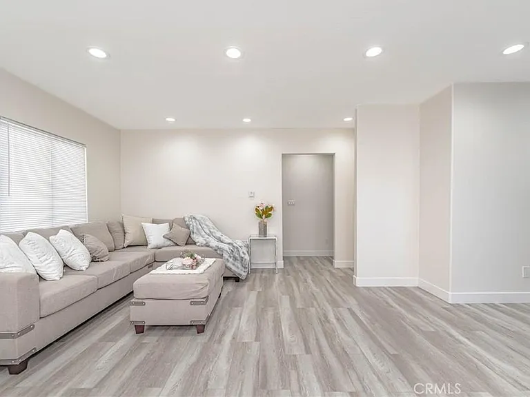 1838 Clyde Ave #1838 — Photo 11
