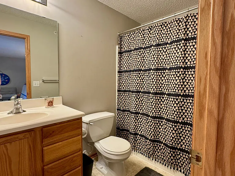 12215 Urbank St NE #G — Photo 14