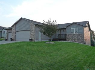 2501 N Aidan Ave, Sioux Falls, SD 57107
