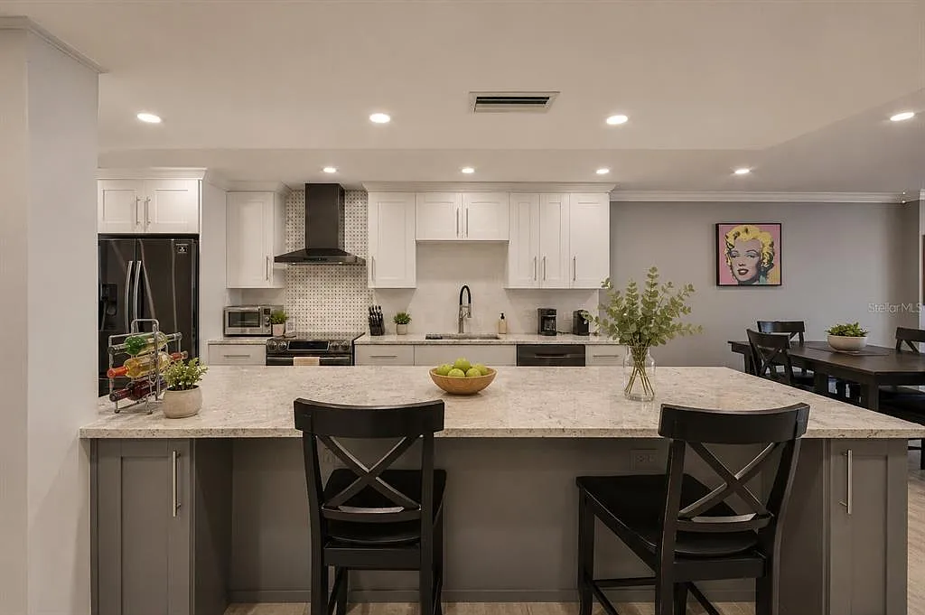 2 bed, 2.0 bath, 1500 sqft, $2,900 — Photo 3
