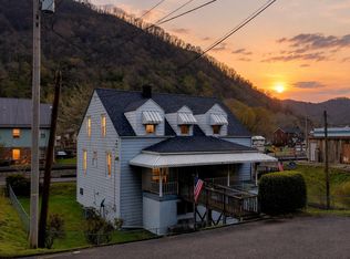 22 Longacre Way, Smithers, WV