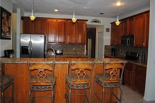 2nd image of 1193 Falls Blvd