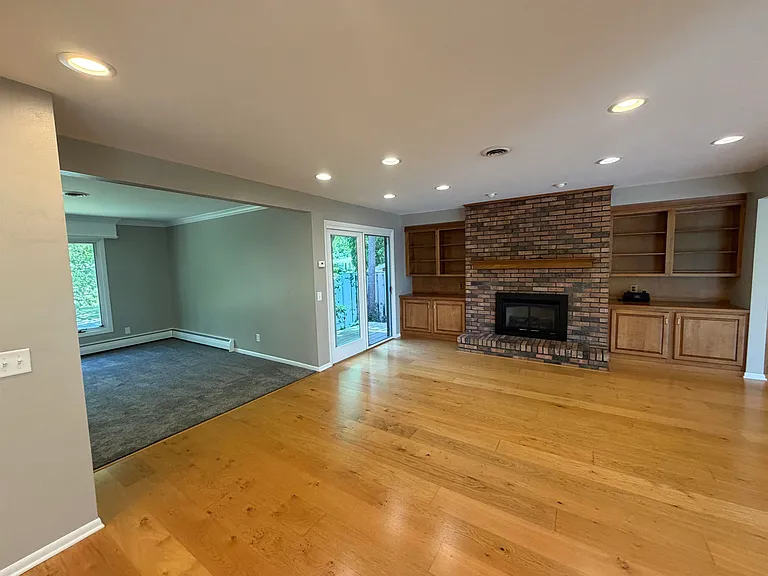 1308 Shirley St — Photo 10