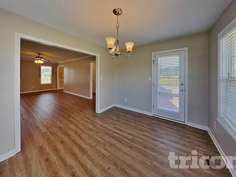 60 Rodney Ct — Photo 4