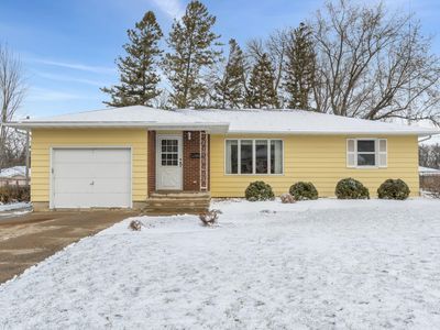 1426 Eden Ln, Faribault, MN, 55021