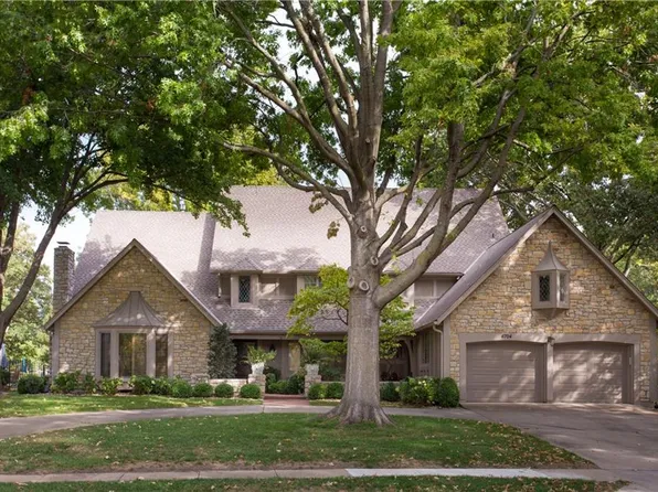 4704 W 88th St, Prairie Village, KS 66207