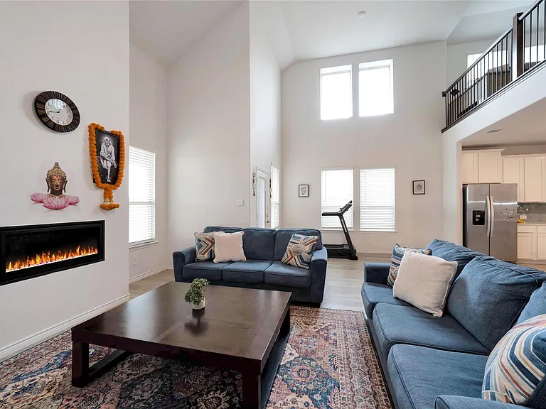 10332 Fall Brook Dr — Photo 10