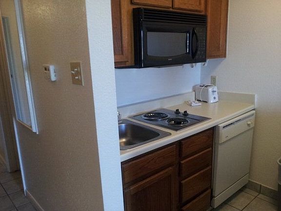3rd image of 6300 Seawall Blvd