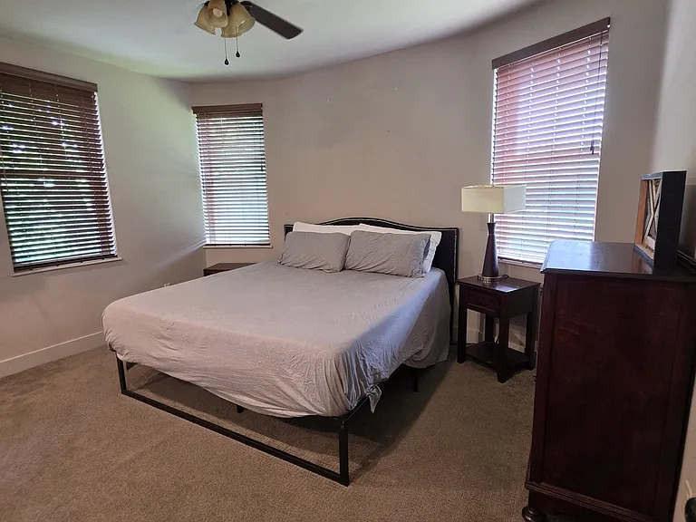342 Forest Ave #C6 — Photo 15