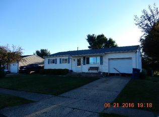 931 Cleveland Ave, Newark, OH 43055