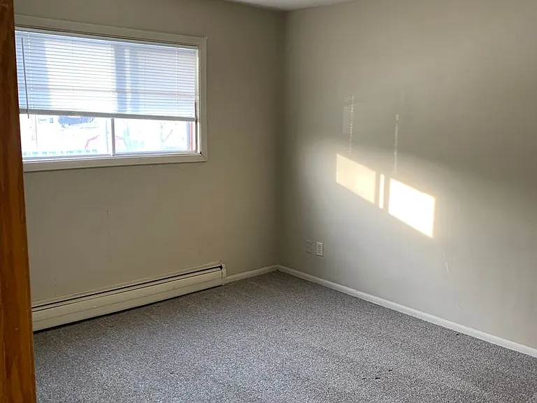 College Park Apartments — Photo 124