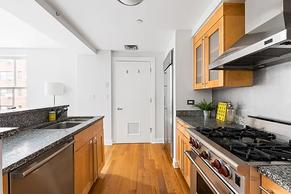 Sold by Compass | media 3