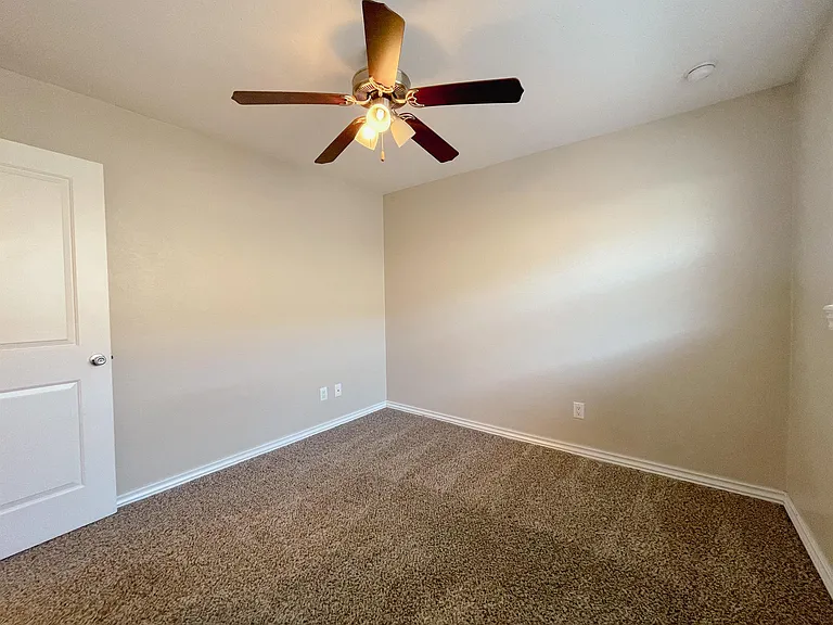 1430 NW 25th St #210 — Photo 7