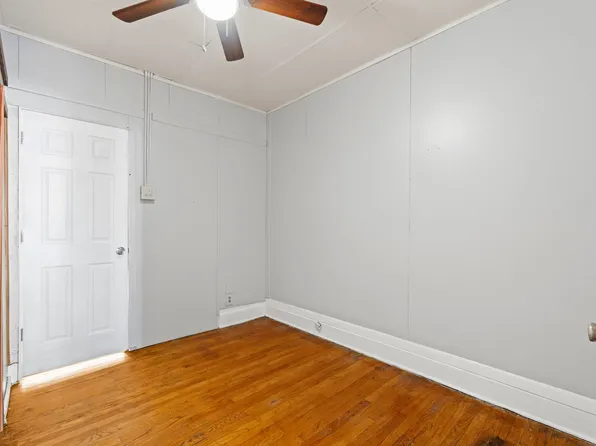 61 Clendenny Avenue image 11 of 20