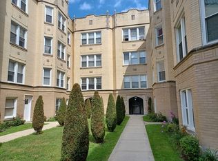 5731 N Kimball Ave APT 2A, Chicago, IL 60659