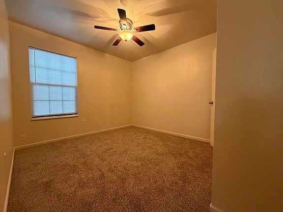 4th image of 7654 Oak Chase