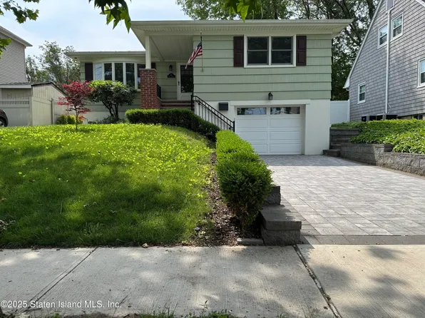 126 Craig Ave, Staten Island, NY 10307