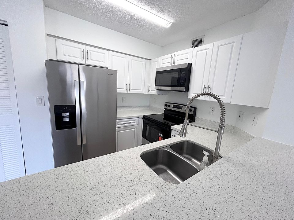 1st image of 771 N Pine Island Rd APT 308