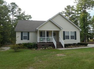 12821 Barnes Bridge Rd, Laurinburg, NC 28352
