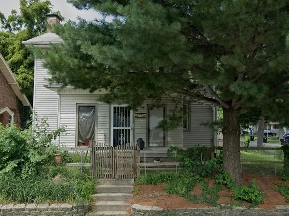 1375 N Maple Ave, Decatur, IL 62526