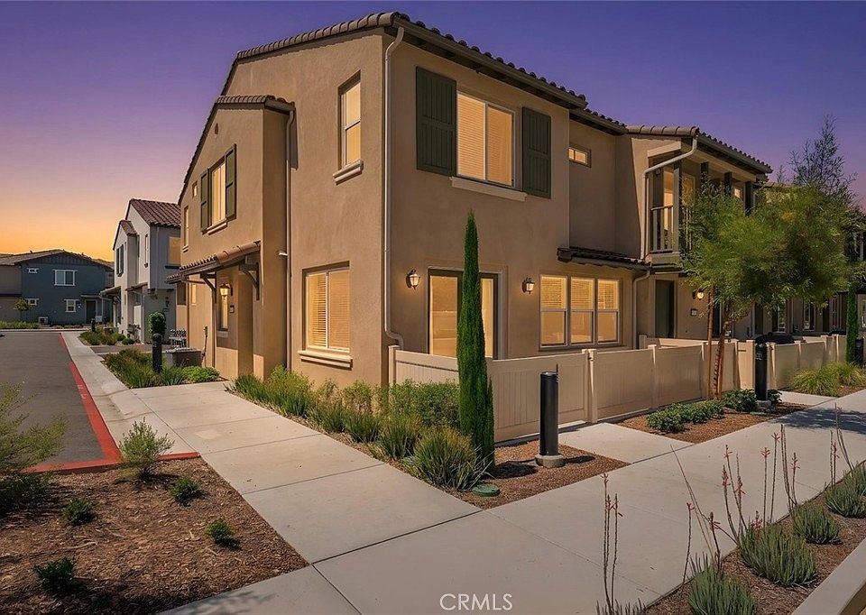 1st image of 39438 Corvina Ln