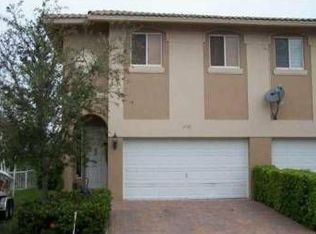 2720 Treasure Cove Cir, Fort Lauderdale, FL 33312