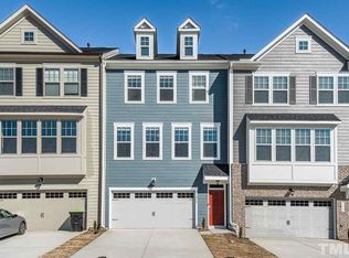 824 Richmont Grove Ln, Apex, NC 27523