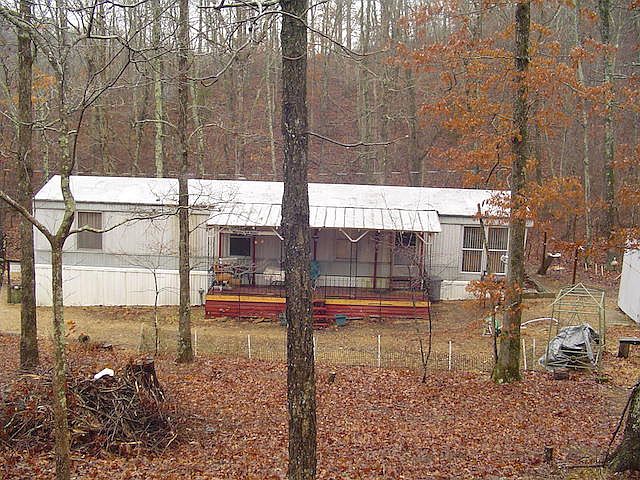 1st image of 675 Hilltop Ln