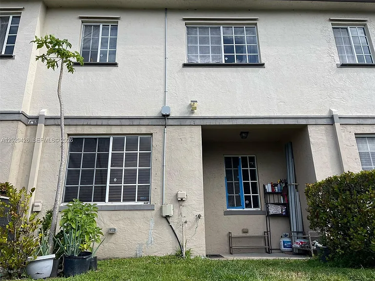 2043 Nassau Dr #2043 — Photo 32