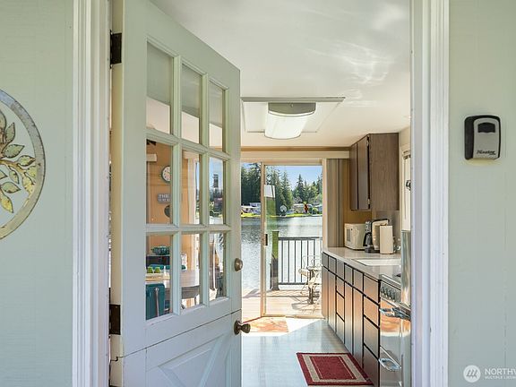 5th image of 15019 56th Avenue NW