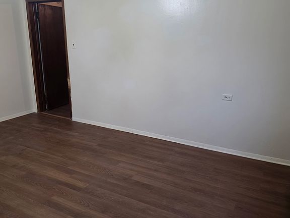 2nd image of 969 Ash St APT 1