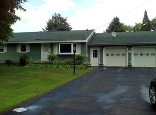 1 Hilton Dr, South Glens Falls, NY 12803