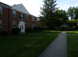 2395 Euclid Heights Blvd #B-3, Cleveland, OH 44106