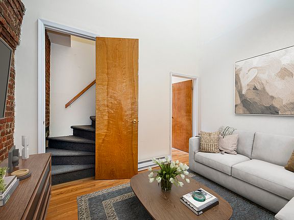2nd image of 418 W 49th St APT 4B