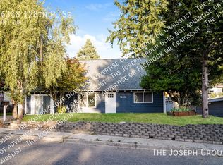 16318 128th Pl SE, Renton, WA 98058