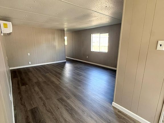 3rd image of 377 Avenue H