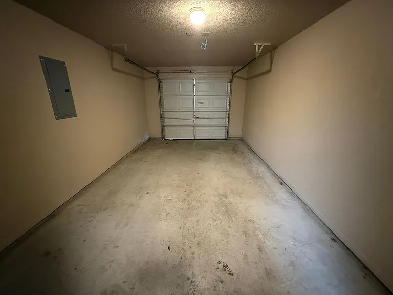 3601 John Chisholm Loop — Photo 15