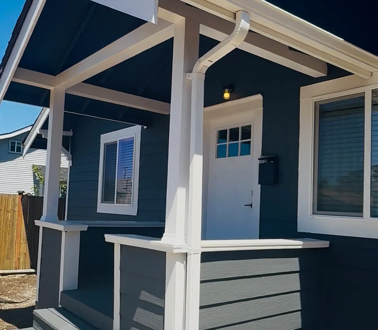 3 bed, 1.5 bath, 1150 sqft, $2,750 — Photo 2