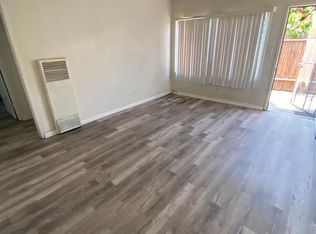 903 Cerritos Ave APT B, Long Beach, CA 90813