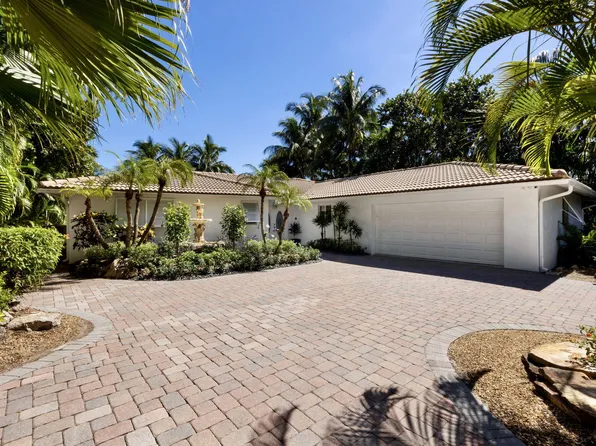 5 Barefoot Lane, Lantana, FL 33462