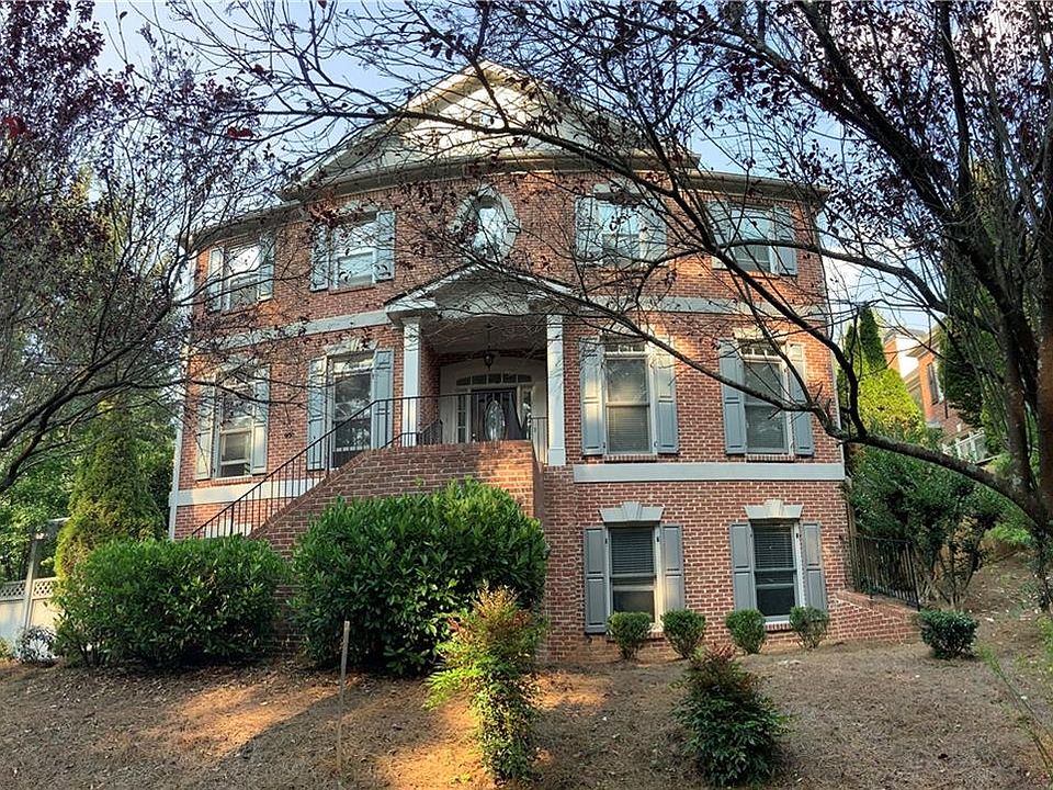 1st image of 2288 Briarcliff Cmns NE