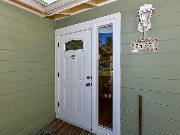 5th image of 2437 Walker Cir
