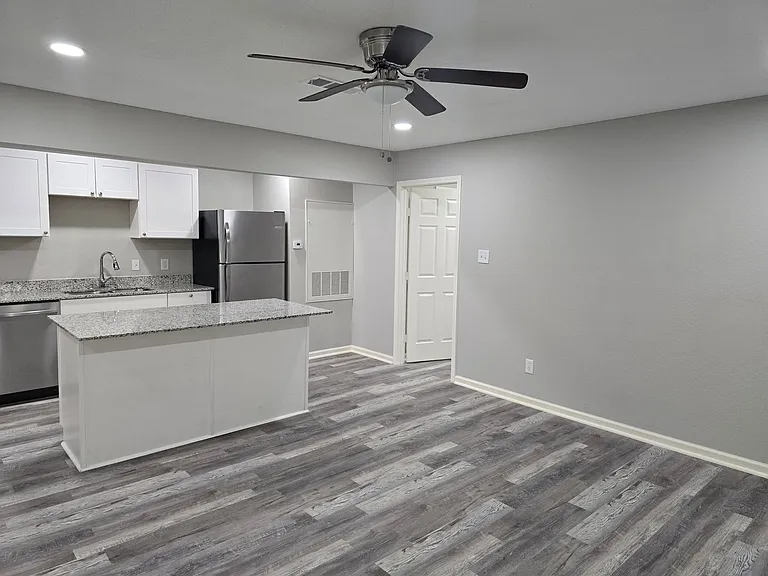 205 Winter Park #C — Photo 45