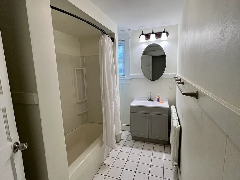 1202 Union St #1 — Photo 8