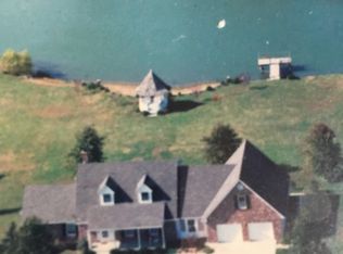 3318 S Bellechasse Rd, Grain Valley, MO 64029